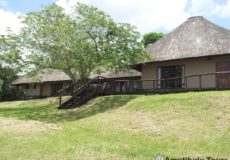 8 Bed Masinda Lodge lawn