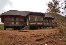 Ithala Game Reserve 8 Bed Mbizo Bush Camp front view